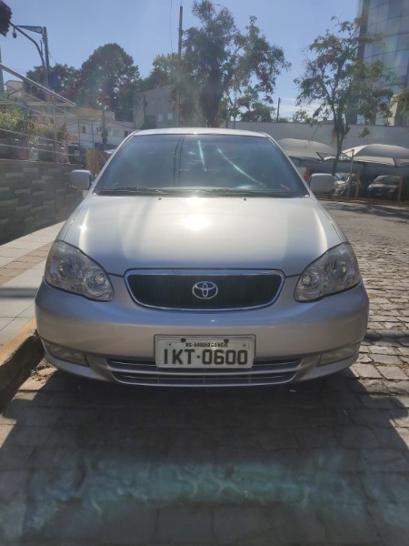 TOYOTA COROLLA SEG 1.8 2002/2003 ALTERNATIVA VEÍCULOS LAJEADO / Carros no Vale