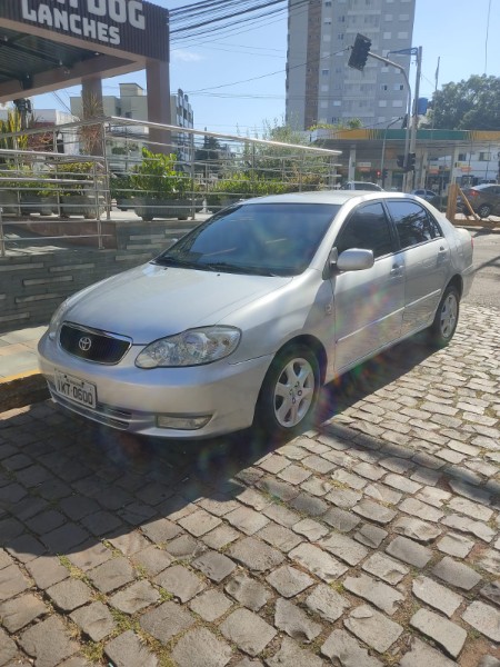 TOYOTA COROLLA SEG 1.8 2002/2003 ALTERNATIVA VEÍCULOS LAJEADO / Carros no Vale