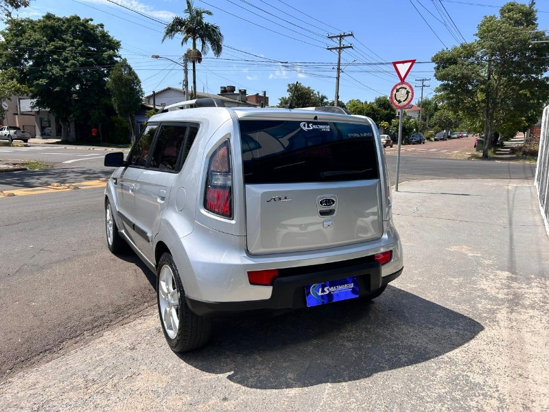 KIA SOUL 1.6/ 1.6 16V FLEX MEC. 2010/2010 LS MULTIMARCAS VENÂNCIO AIRES / Carros no Vale