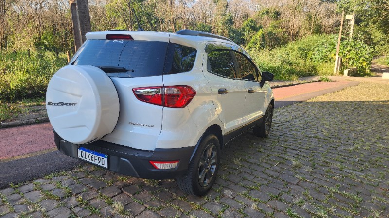 FORD ECOSPORT 1.5 FREESTYLE 2017/2018 FERNANDO AUTOMÓVEIS | REVENDA DE CARROS ARROIO DO MEIO ARROIO DO MEIO / Carros no Vale