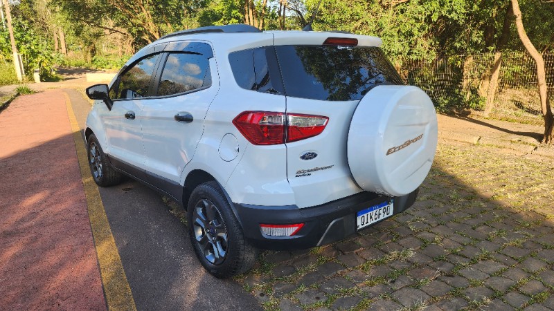 FORD ECOSPORT 1.5 FREESTYLE 2017/2018 FERNANDO AUTOMÓVEIS | REVENDA DE CARROS ARROIO DO MEIO ARROIO DO MEIO / Carros no Vale