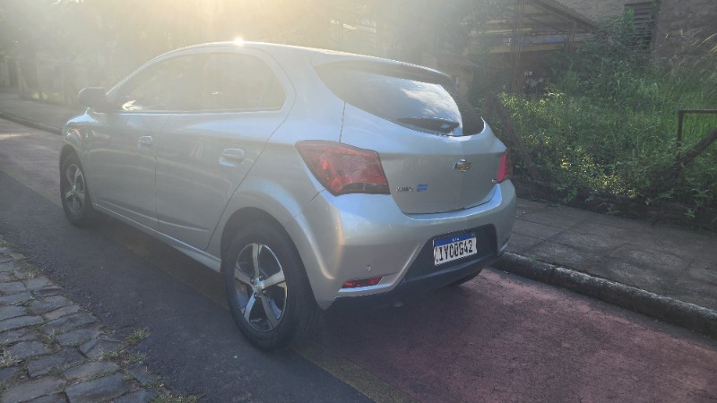 CHEVROLET ONIX 1.4 LTZ 2018/2018 FERNANDO AUTOMÓVEIS | REVENDA DE CARROS ARROIO DO MEIO ARROIO DO MEIO / Carros no Vale