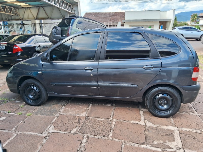 RENAULT SCENIC 1.6 EXPRESSION 16V 2005/2005 SCHAEFER AUTOMÓVEIS TEUTÔNIA / Carros no Vale