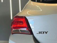 CHEVROLET ONIX HATCH JOY 1.0 8V FLEX 5P MEC. 2019/2020 JM AUTOMÓVEIS VENÂNCIO AIRES / Carros no Vale