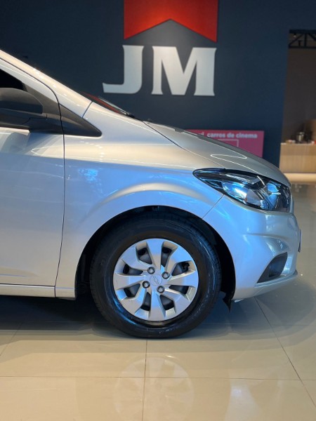 CHEVROLET ONIX HATCH JOY 1.0 8V FLEX 5P MEC. 2019/2020 JM AUTOMÓVEIS VENÂNCIO AIRES / Carros no Vale