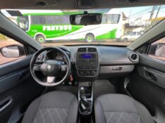 RENAULT KWID ZEN 1.0 FLEX 12V 5P 2019/2020 AR MULTIMARCAS VENÂNCIO AIRES / Carros no Vale