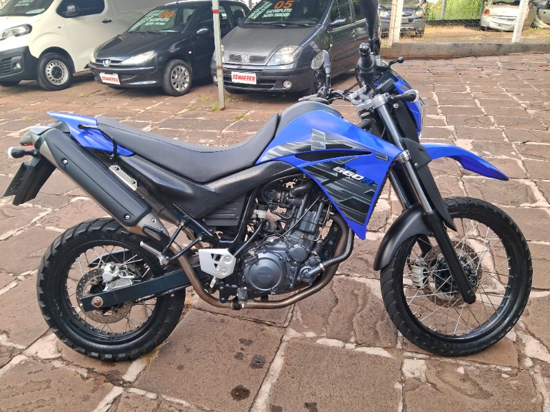 YAMAHA XT 660 R 2005/2005 SCHAEFER AUTOMÓVEIS TEUTÔNIA / Carros no Vale