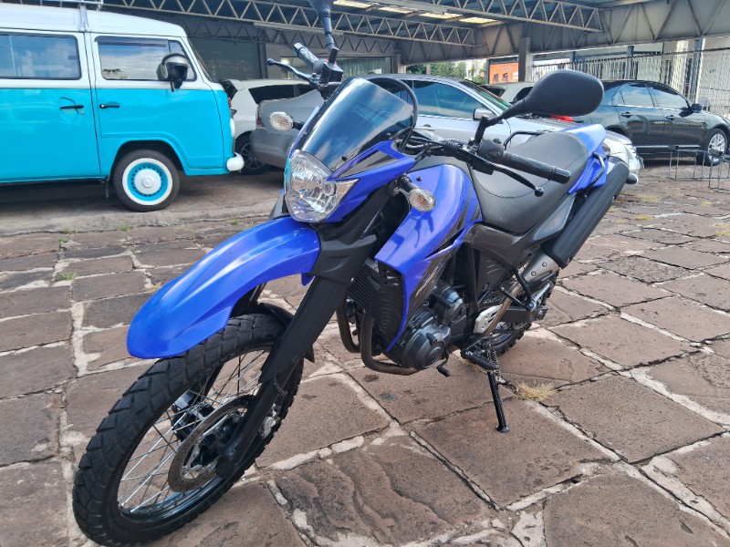 YAMAHA XT 660 R 2005/2005 SCHAEFER AUTOMÓVEIS TEUTÔNIA / Carros no Vale