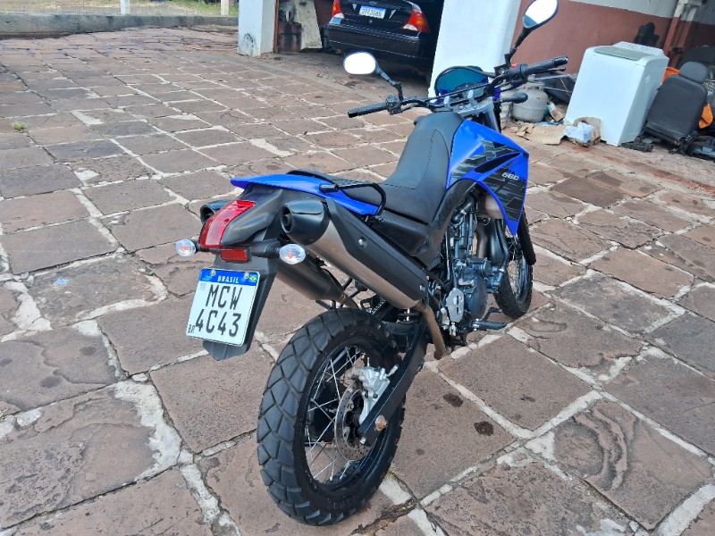 YAMAHA XT 660 R 2005/2005 SCHAEFER AUTOMÓVEIS TEUTÔNIA / Carros no Vale