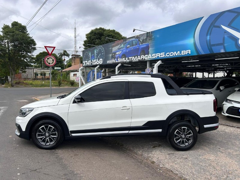 VOLKSWAGEN SAVEIRO CROSS 1.6 T.FLEX 16V CD 2017/2017 LS MULTIMARCAS VENÂNCIO AIRES / Carros no Vale