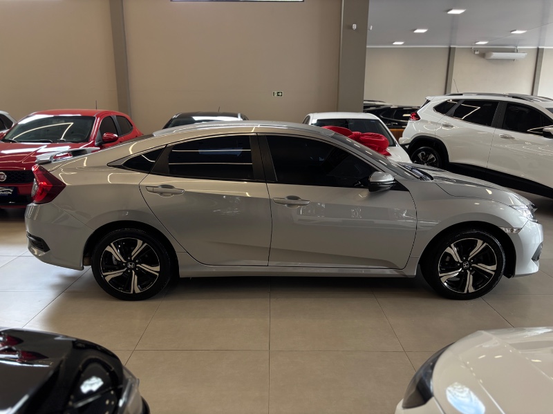 HONDA CIVIC 2.0 EXL 2017/2017 LEHMEN VEÍCULOS VENÂNCIO AIRES / Carros no Vale