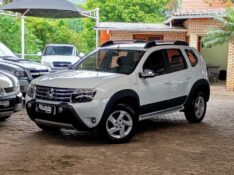 RENAULT DUSTER DYNAMIQUE 2.0 FLEX 16V AUT. 2013/2014 RICARDO VEÍCULOS TEUTÔNIA / Carros no Vale