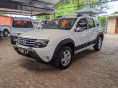 RENAULT DUSTER DYNAMIQUE 2.0 FLEX 16V AUT. 2013/2014 RICARDO VEÍCULOS TEUTÔNIA / Carros no Vale