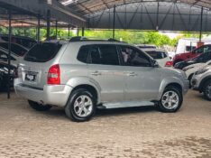 HYUNDAI TUCSON GLS 2.0 16V AUT. 2013/2014 RICARDO VEÍCULOS TEUTÔNIA / Carros no Vale