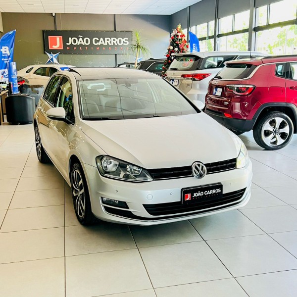 VOLKSWAGEN GOLF HIGHLINE 1.4 TSI AUT 2014/2014 JOÃO CARROS MULTIMARCAS GUAPORÉ / Carros no Vale