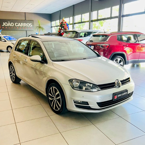 VOLKSWAGEN GOLF HIGHLINE 1.4 TSI AUT 2014/2014 JOÃO CARROS MULTIMARCAS GUAPORÉ / Carros no Vale