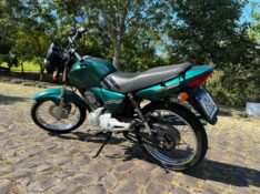 HONDA MOTOS CG 150 TITAN ESD /2005 RT 811 VEÍCULOS ARROIO DO MEIO / Carros no Vale