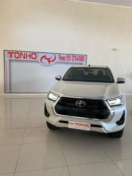 TOYOTA HILUX 2.8 SRX 4X4 CD 16V DIESEL 4P AUTOMÁTICO 2021/2021 TONHO AUTOMÓVEIS LAJEADO / Carros no Vale