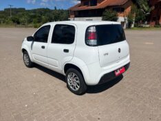 FIAT UNO 1.0 ATTRACTIVE 8V 2021/2021 ELY AUTOMÓVEIS LAJEADO / Carros no Vale