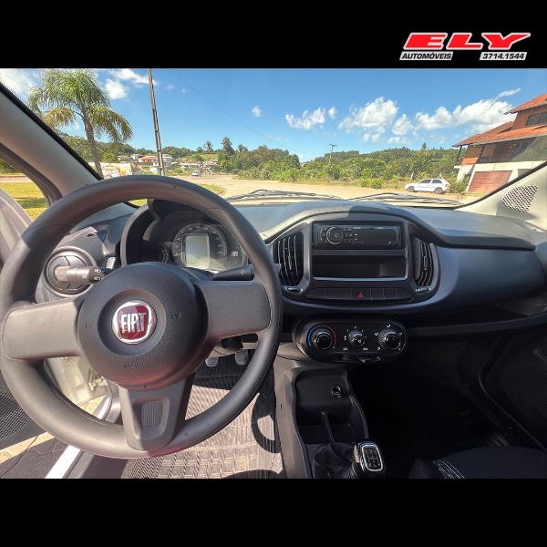 FIAT UNO 1.0 ATTRACTIVE 8V 2021/2021 ELY AUTOMÓVEIS LAJEADO / Carros no Vale