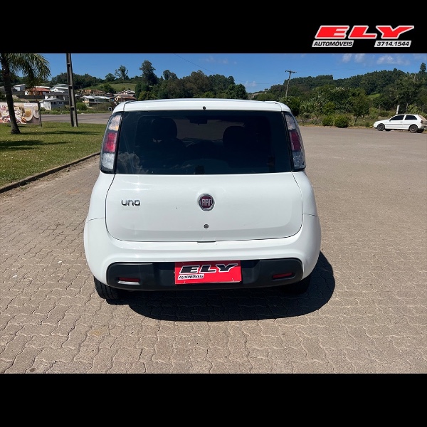 FIAT UNO 1.0 ATTRACTIVE 8V 2021/2021 ELY AUTOMÓVEIS LAJEADO / Carros no Vale