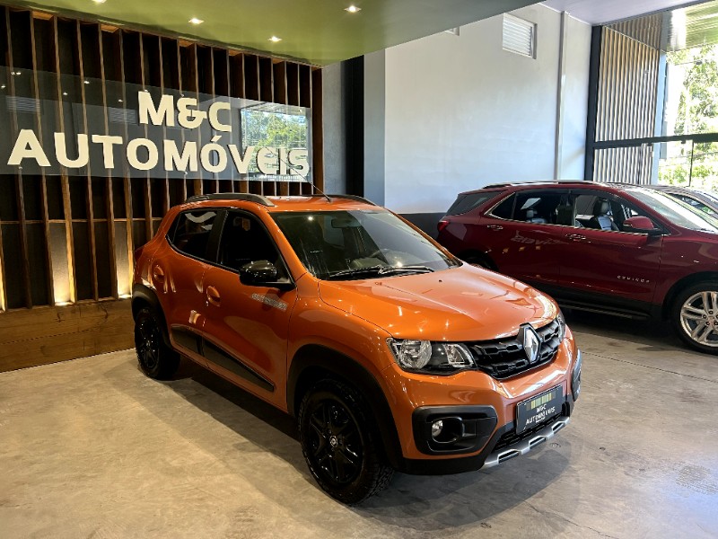 RENAULT KWID 1.0 OUTSIDER 12V 2020 2019/2020 M&C AUTOMÓVEIS CAXIAS DO SUL / Carros no Vale