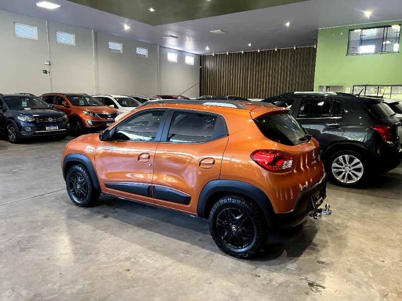 RENAULT KWID 1.0 OUTSIDER 12V 2020 2019/2020 M&C AUTOMÓVEIS CAXIAS DO SUL / Carros no Vale