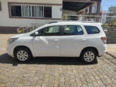 CHEVROLET SPIN LTZ 1.8 2015/2016 ALTERNATIVA VEÍCULOS LAJEADO / Carros no Vale