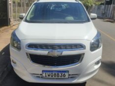 CHEVROLET SPIN LTZ 1.8 2015/2016 ALTERNATIVA VEÍCULOS LAJEADO / Carros no Vale