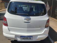 CHEVROLET SPIN LTZ 1.8 2015/2016 ALTERNATIVA VEÍCULOS LAJEADO / Carros no Vale