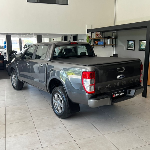 FORD RANGER 2.2 XLS 4X2 CD 16V 2021/2021 JOÃO CARROS MULTIMARCAS GUAPORÉ / Carros no Vale