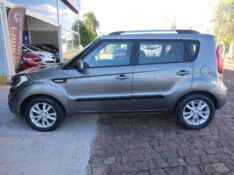 KIA SOUL 1.6 EX 16V FLEX 4P AUTOMÁTICO /2013 CHIMA VEÍCULOS VENÂNCIO AIRES / Carros no Vale