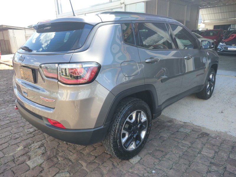 JEEP COMPASS 2.0 16V DIESEL TRAILHAWK 4X4 AUTOMÁTICO /2018 CHIMA VEÍCULOS VENÂNCIO AIRES / Carros no Vale