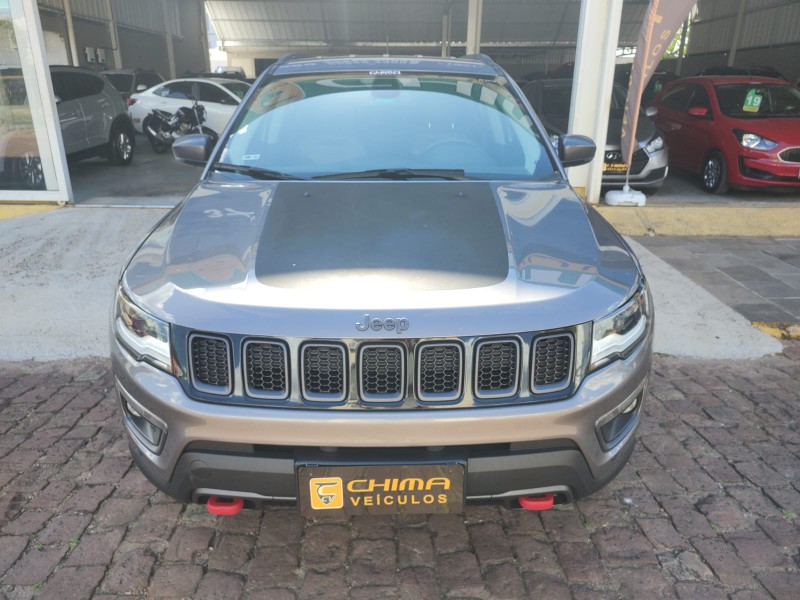 JEEP COMPASS 2.0 16V DIESEL TRAILHAWK 4X4 AUTOMÁTICO /2018 CHIMA VEÍCULOS VENÂNCIO AIRES / Carros no Vale