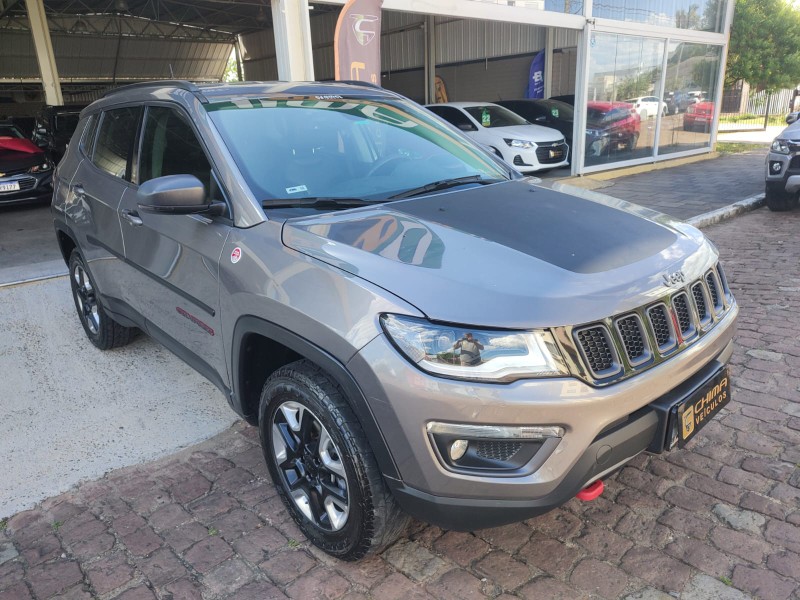 JEEP COMPASS 2.0 16V DIESEL TRAILHAWK 4X4 AUTOMÁTICO /2018 CHIMA VEÍCULOS VENÂNCIO AIRES / Carros no Vale