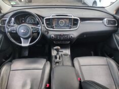 KIA SORENTO 3.3 EX V6 24V GASOLINA 4P 7 LUGARES AUTOMATICO /2016 CHIMA VEÍCULOS VENÂNCIO AIRES / Carros no Vale