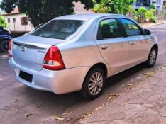 TOYOTA ETIOS 1.5 XLS 2014/2014 STOPCAR MULTIMARCAS ESTRELA / Carros no Vale