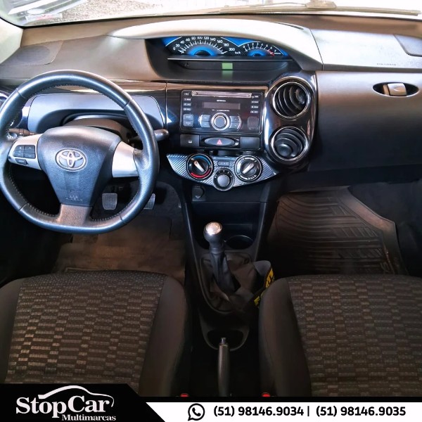 TOYOTA ETIOS 1.5 XLS 2014/2014 STOPCAR MULTIMARCAS ESTRELA / Carros no Vale