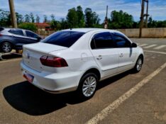 VOLKSWAGEN VOYAGE NOVO VOYAGE 1.6 2013/2014 CRUZEIRO MULTIMARCAS CRUZEIRO DO SUL / Carros no Vale