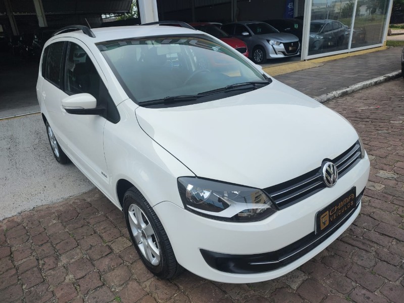 VOLKSWAGEN SPACEFOX 1.6 MI TREND /2011 CHIMA VEÍCULOS VENÂNCIO AIRES / Carros no Vale