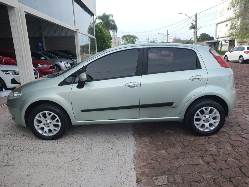 FIAT PUNTO 1.8 HLX 8V /2010 CHIMA VEÍCULOS VENÂNCIO AIRES / Carros no Vale