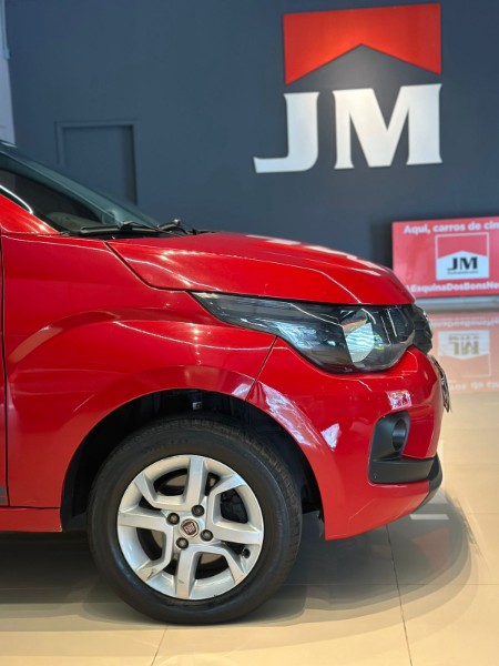 FIAT MOBI LIKE 1.0 FIRE FLEX 5P. 2016/2017 JM AUTOMÓVEIS VENÂNCIO AIRES / Carros no Vale