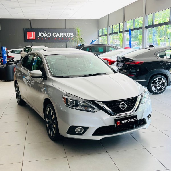 NISSAN SENTRA 2.0 SL FLEX 2017/2017 JOÃO CARROS MULTIMARCAS GUAPORÉ / Carros no Vale