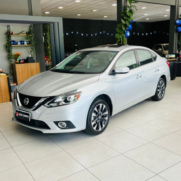 NISSAN SENTRA 2.0 SL FLEX 2017/2017 JOÃO CARROS MULTIMARCAS GUAPORÉ / Carros no Vale