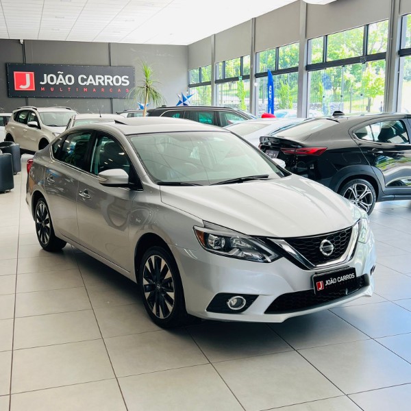 NISSAN SENTRA 2.0 SL FLEX 2017/2017 JOÃO CARROS MULTIMARCAS GUAPORÉ / Carros no Vale