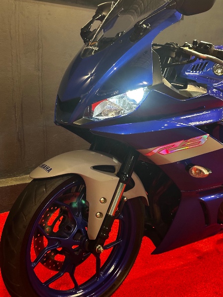 YAMAHA YZF-R3 /2022 EXCLUSIVO VEÍCULOS SANTA CRUZ DO SUL / Carros no Vale