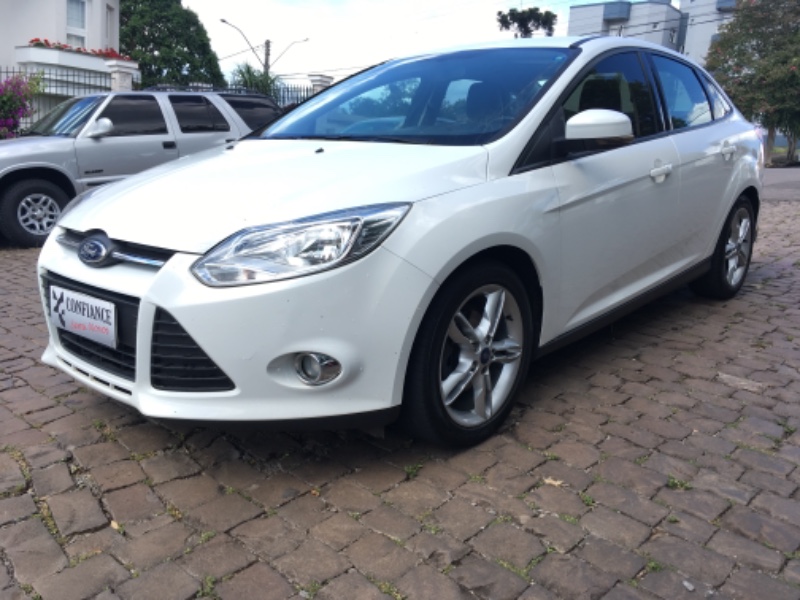 FOCUS SEDAN 2.0 16V/2.0 16V FLEX 4P AUT.