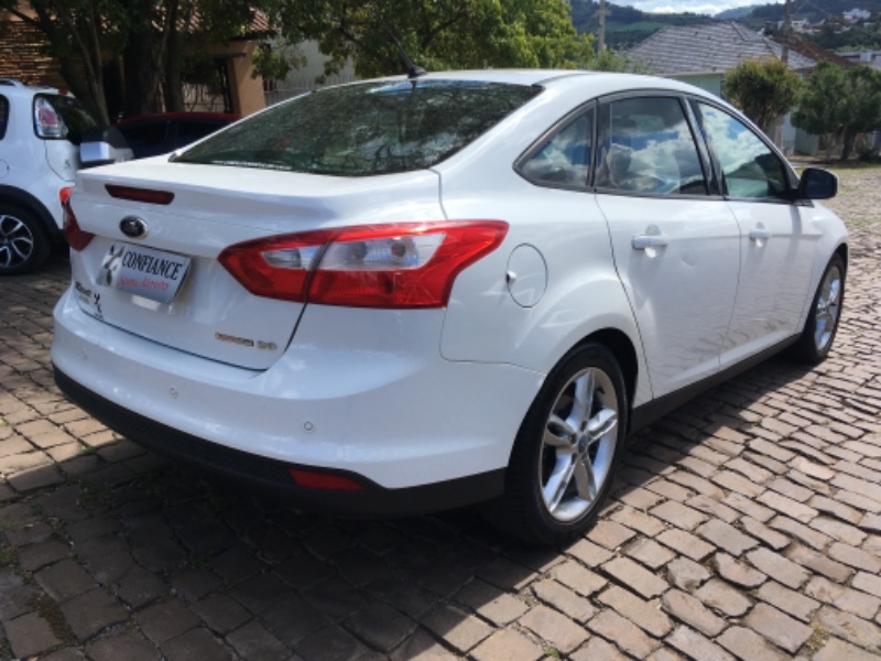 FORD FOCUS SEDAN 2.0 16V/2.0 16V FLEX 4P AUT. - 2015