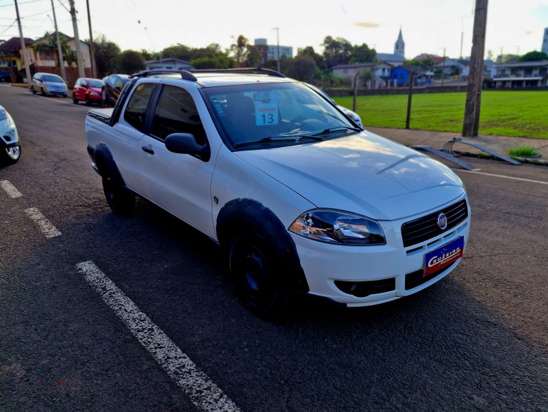 FIAT STRADA WORKING 1.4 CD 2013/2013 CRUZEIRO MULTIMARCAS CRUZEIRO DO SUL / Carros no Vale