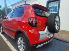 VOLKSWAGEN CROSSFOX GII 1.6 FLEX 2014/2014 ADRIANO VEÍCULOS CRUZEIRO DO SUL / Carros no Vale